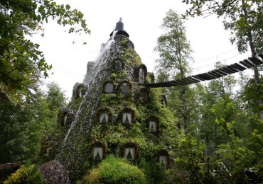 hotel montaña magica